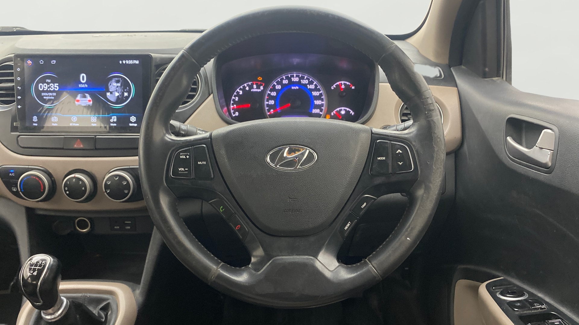 Used 2016 Hyundai Grand i10 Used 2016 Hyundai Grand i10
