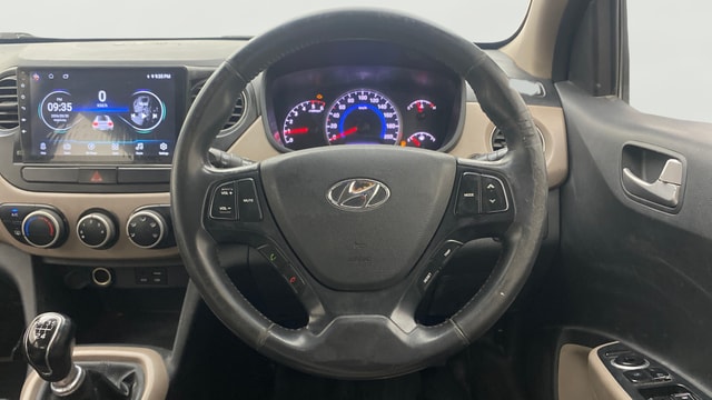 View Hyundai Grand i10 Image 20 Used Hyundai Grand i10 Image 20