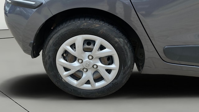 View Hyundai Grand i10 Image 35 Used Hyundai Grand i10 Image 35