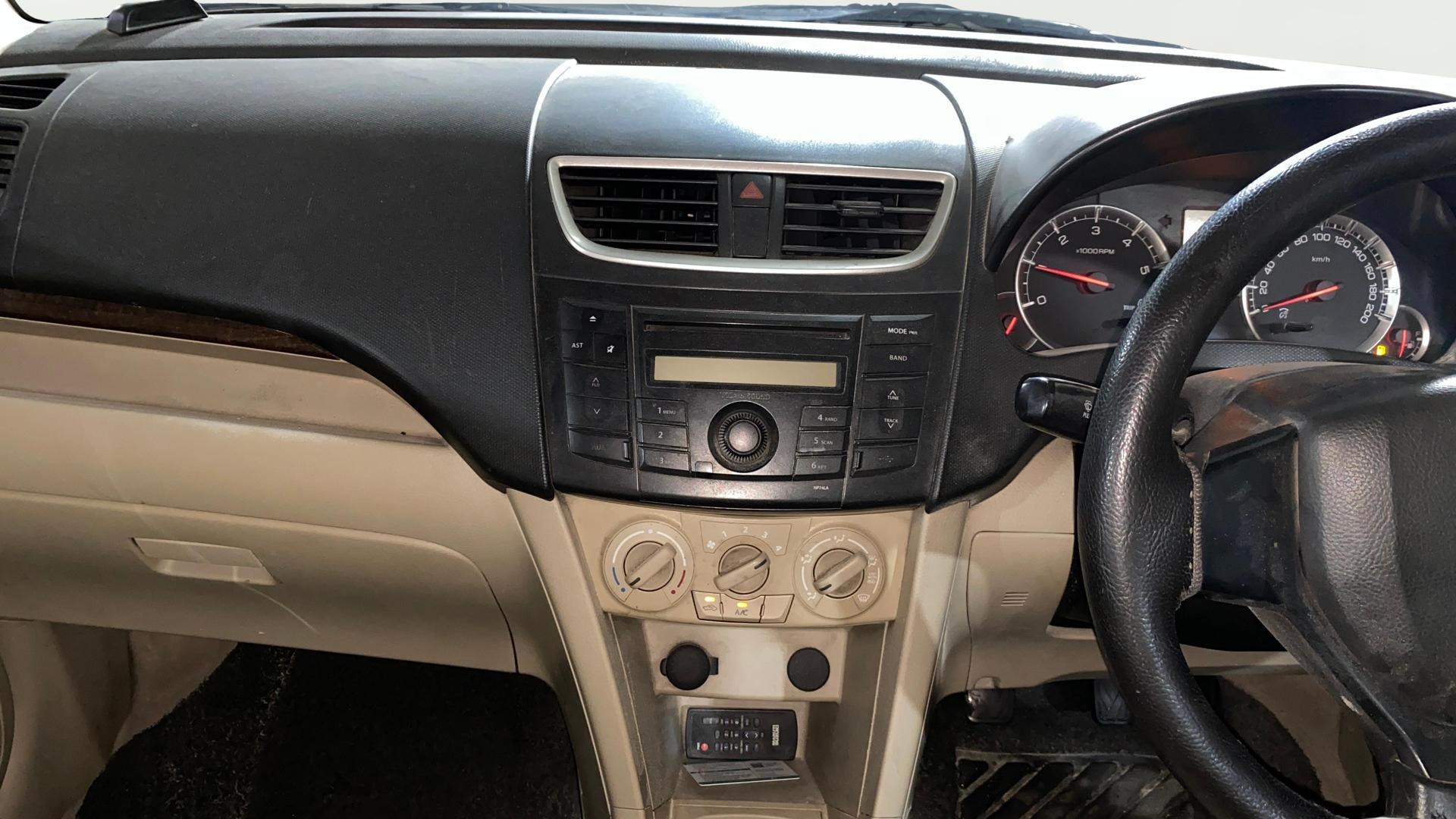 View 2013 Maruti Suzuki 1000 Base Variant Image 17 Used 2013 Maruti Suzuki 1000 Base Variant Image 17