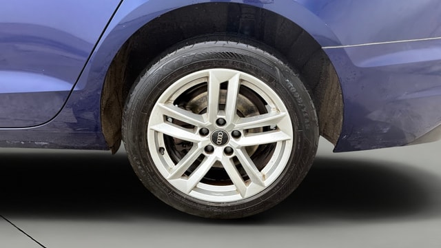 View Audi A4 Image 12 Used Audi A4 Image 12