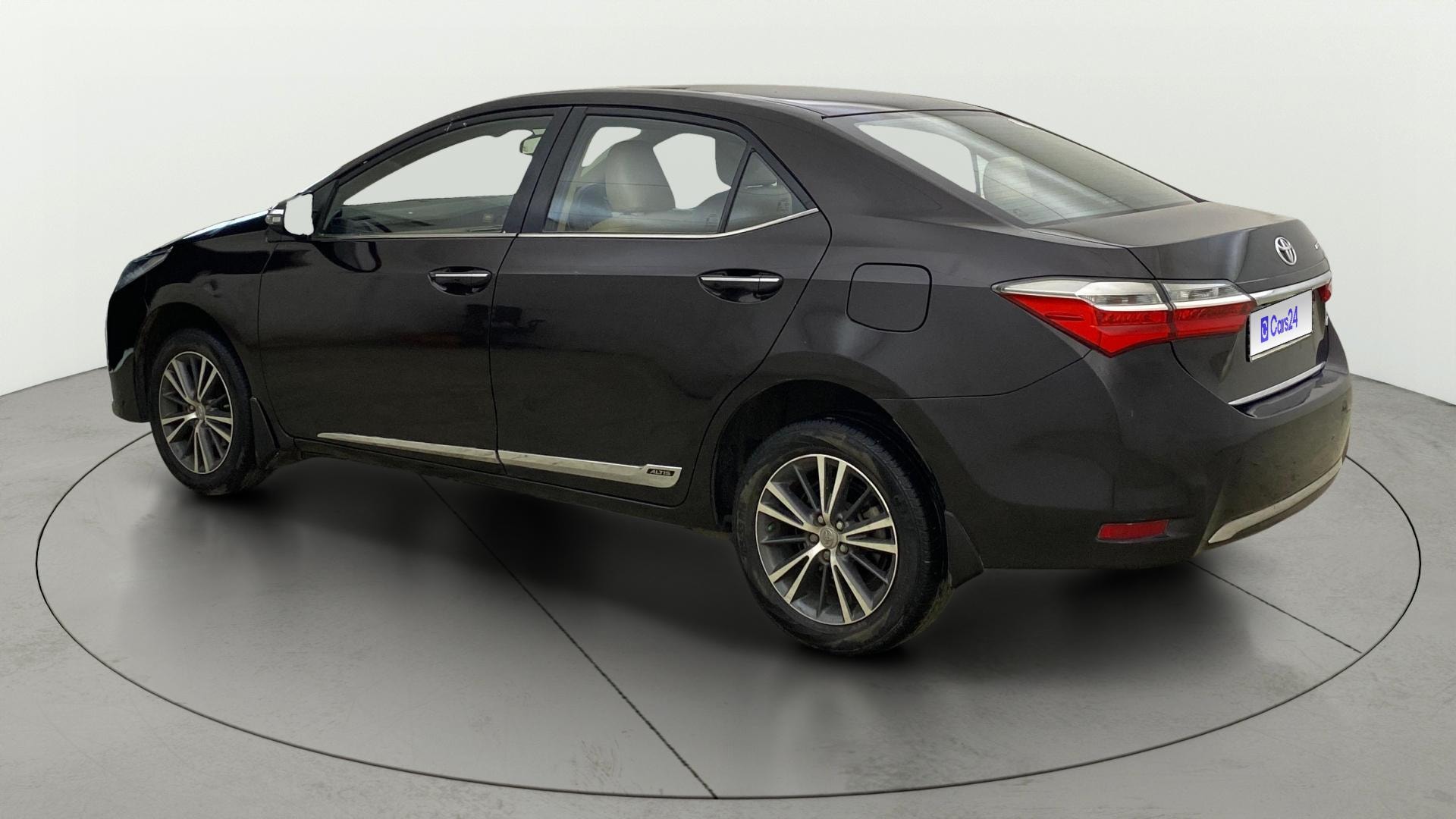View 2017 Toyota Corolla Altis 1.8 VL AT Image 2 Used 2017 Toyota Corolla Altis 1.8 VL AT Image 2