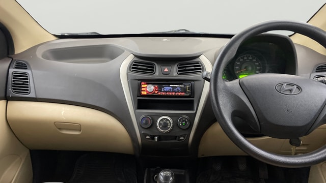 View Hyundai EON Image 17 Used Hyundai EON Image 17