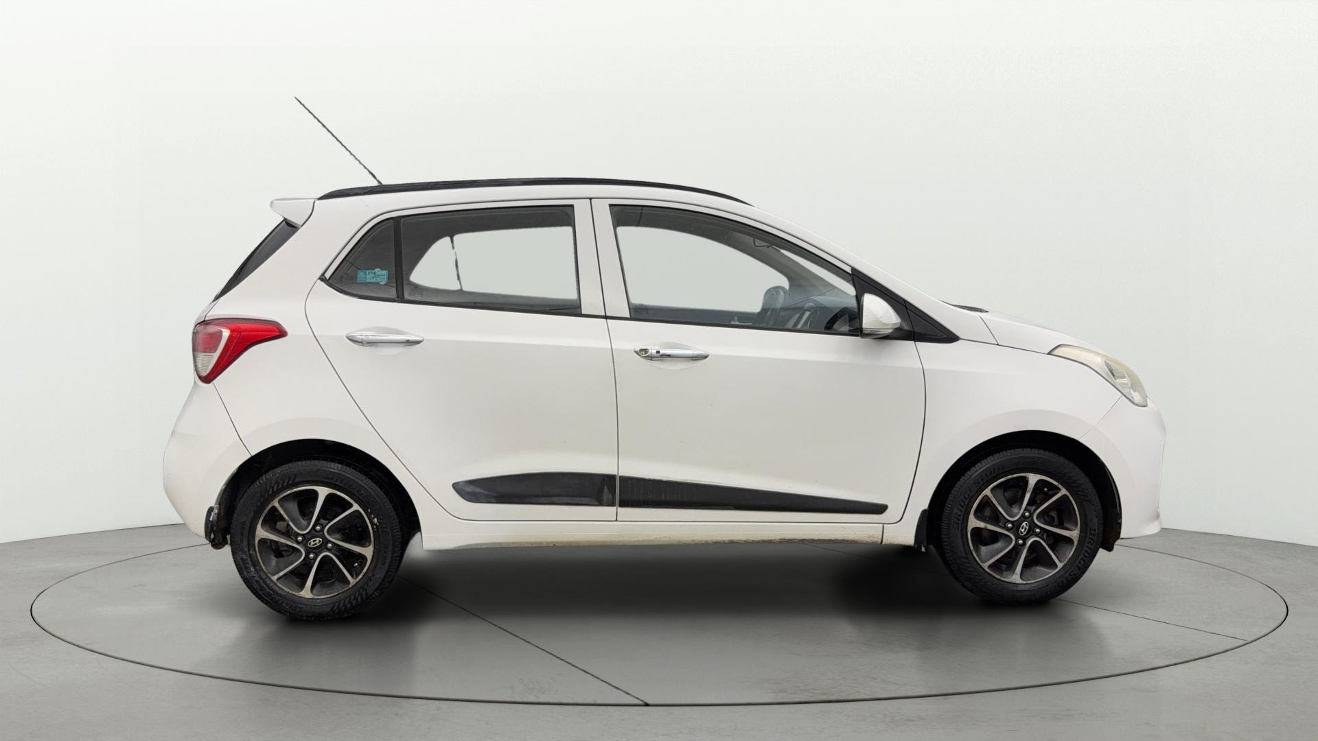 View 2018 Hyundai Grand i10 1.2 Asta Petrol Image 27 Used 2018 Hyundai Grand i10 1.2 Asta Petrol Image 27
