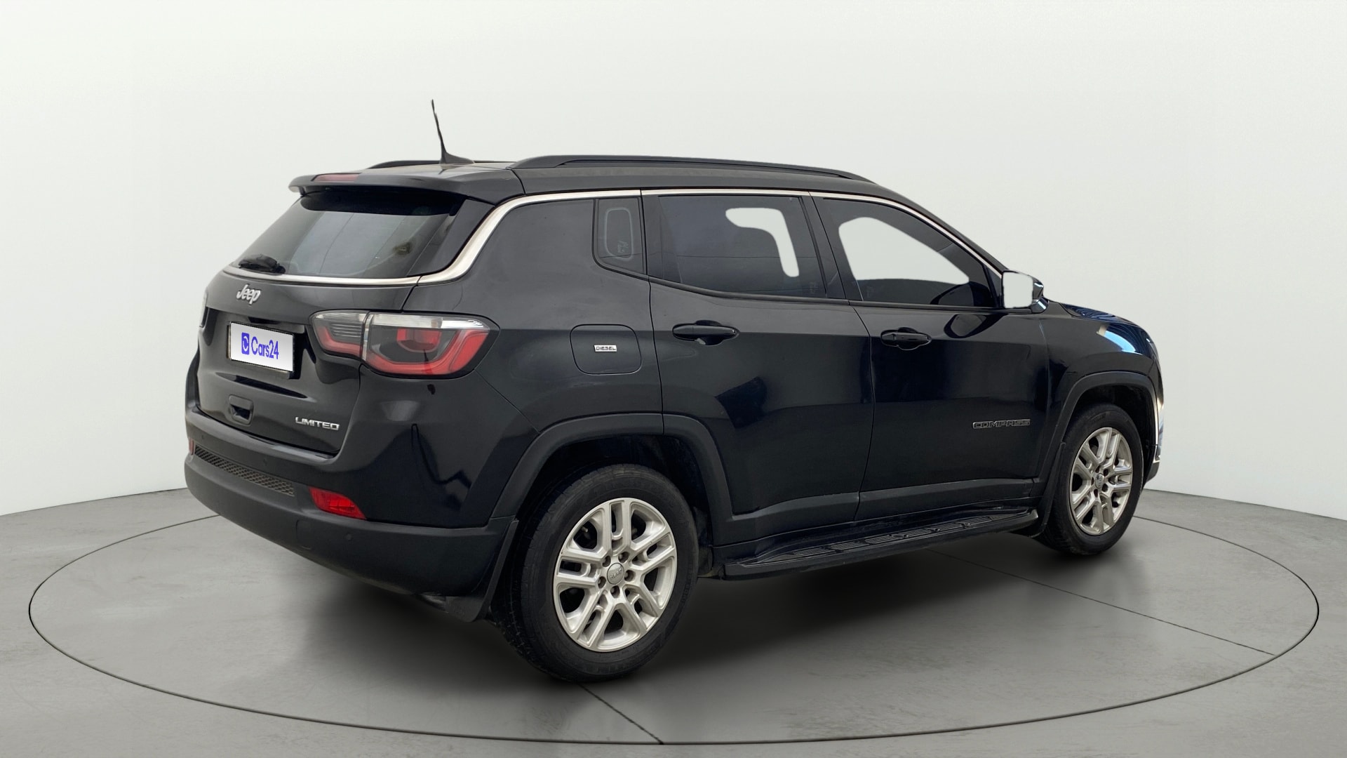 View 2017 Jeep Compass Limited 4X4 2.0 Diesel BS IV Image 44 Used 2017 Jeep Compass Limited 4X4 2.0 Diesel BS IV Image 44