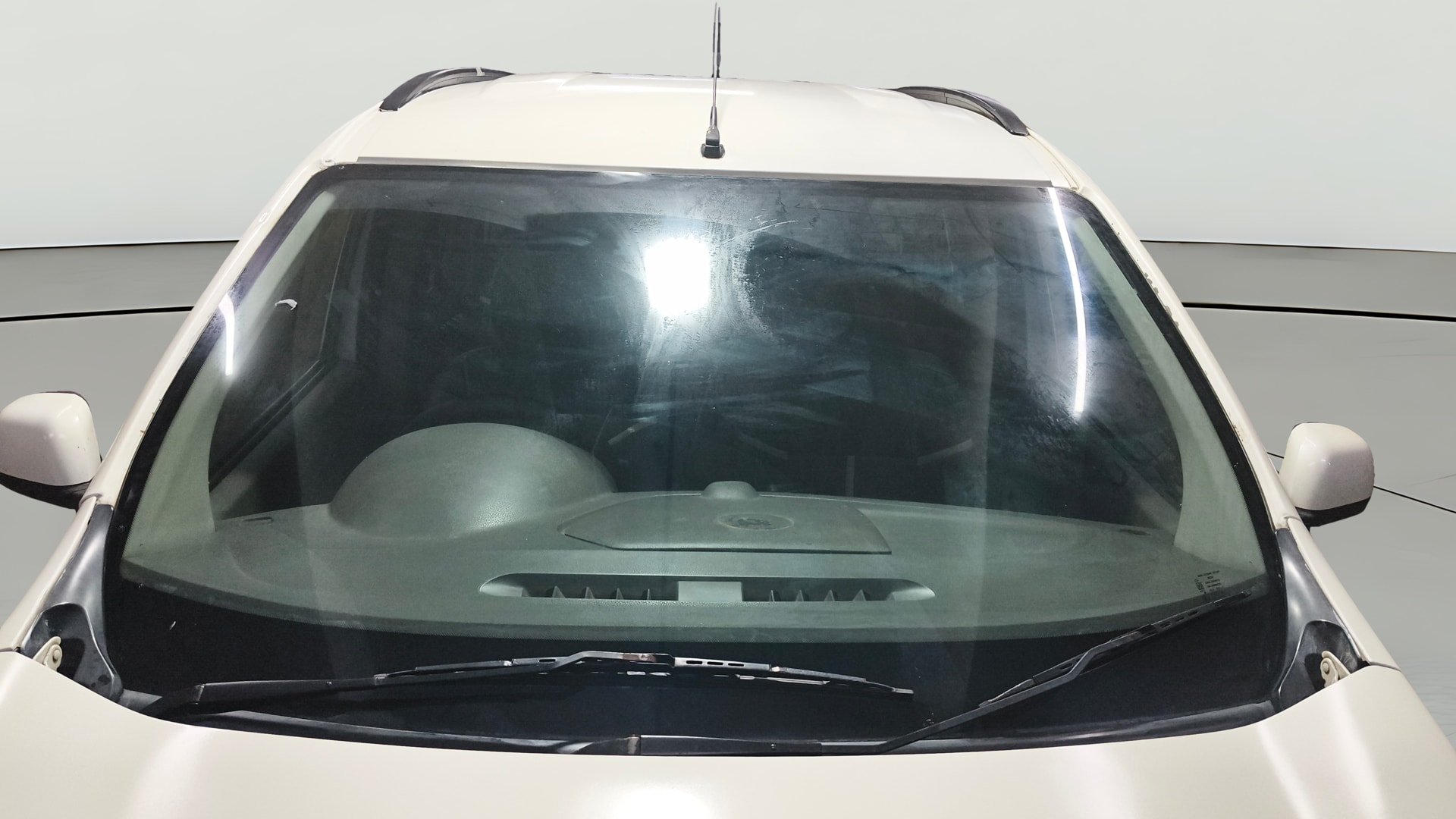 View 2015 Renault Lodgy 110 PS RxL (8 Seater) Image 31 Used 2015 Renault Lodgy 110 PS RxL (8 Seater) Image 31
