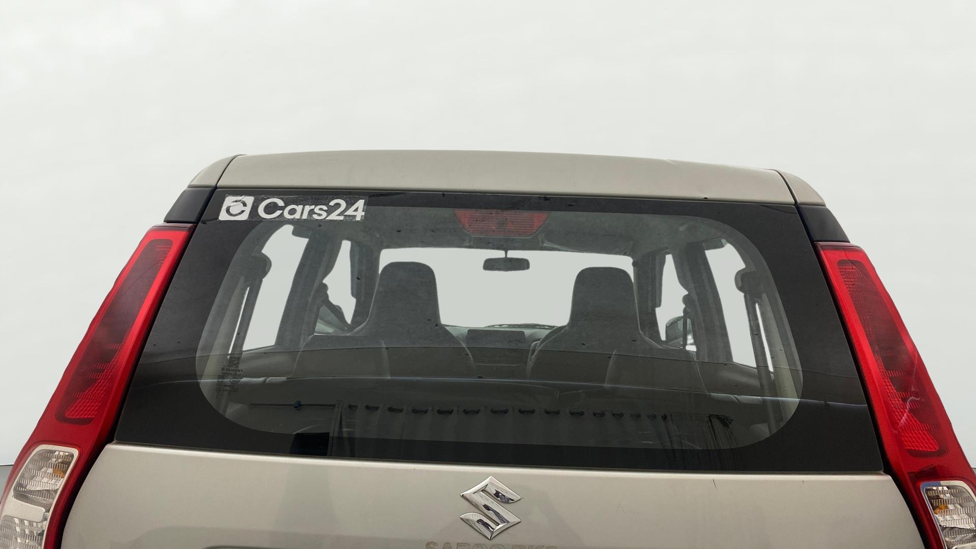 View 2022 Maruti Suzuki 1000 Base Variant Image 3 Used 2022 Maruti Suzuki 1000 Base Variant Image 3