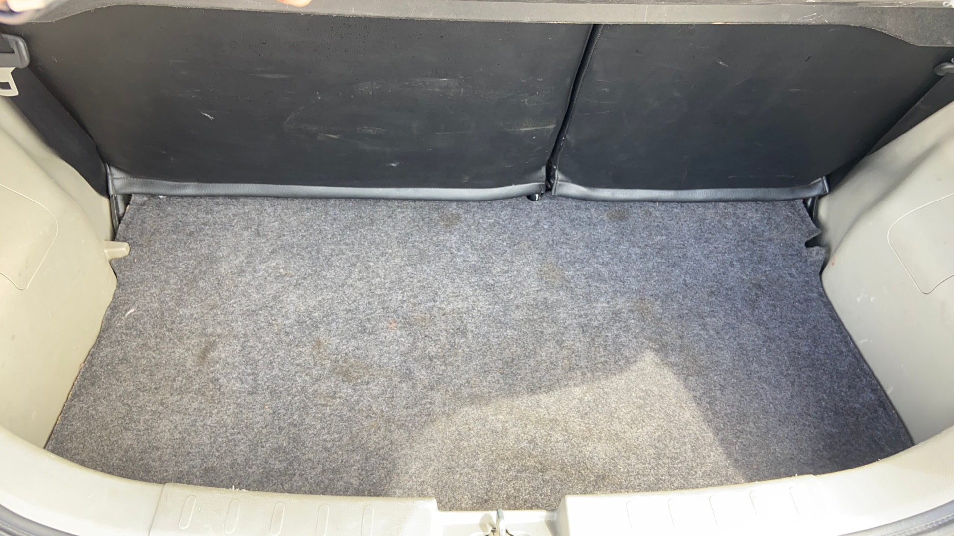 Used 2016 Maruti Suzuki 1000 Used 2016 Maruti Suzuki 1000
