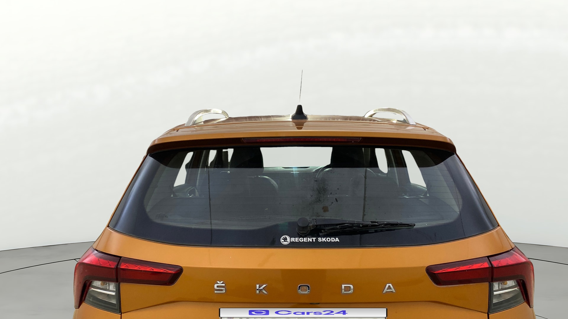 View 2021 Skoda Kushaq Style 1.0 TSI MT Image 5 Used 2021 Skoda Kushaq Style 1.0 TSI MT Image 5
