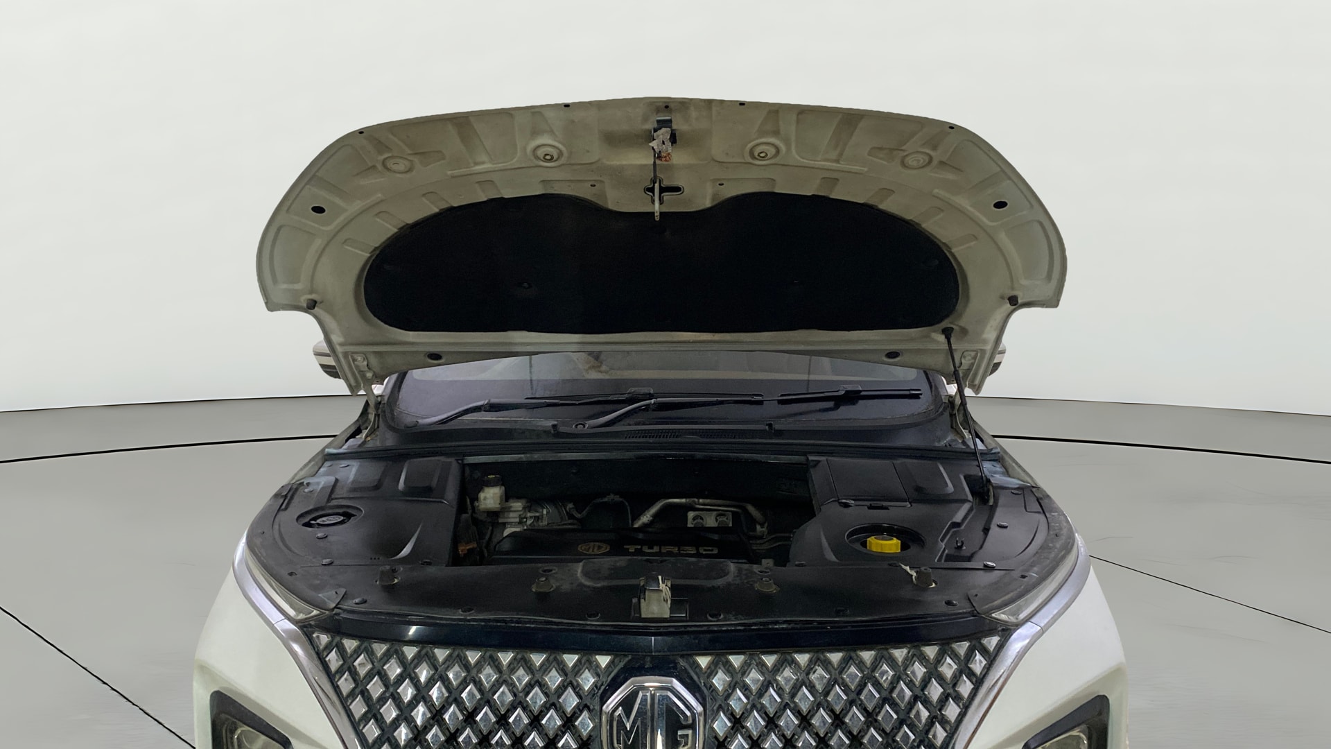 View 2024 MG Hector Plus Savvy Pro 7 Seater CVT Petrol Image 21 Used 2024 MG Hector Plus Savvy Pro 7 Seater CVT Petrol Image 21