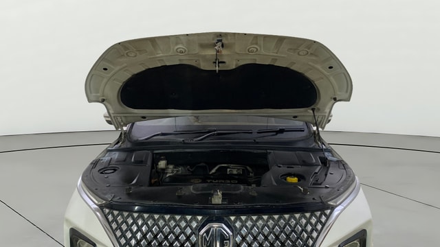 View MG Hector Plus Image 21 Used MG Hector Plus Image 21