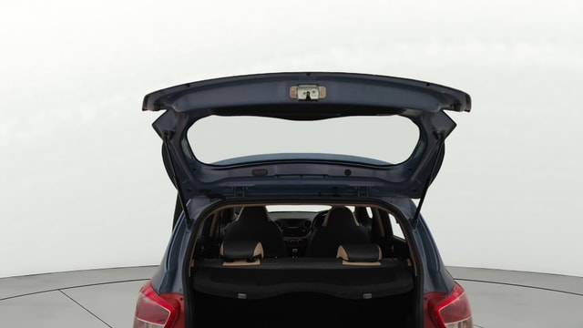 View Hyundai Grand i10 Image 30 Used Hyundai Grand i10 Image 30