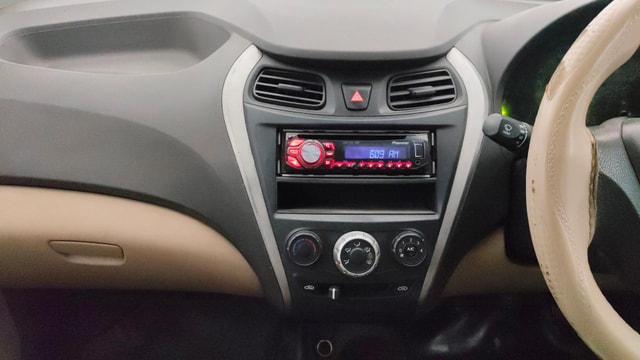 View Hyundai EON Image 17 Used Hyundai EON Image 17