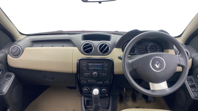 View Renault Duster Image 15 Used Renault Duster Image 15