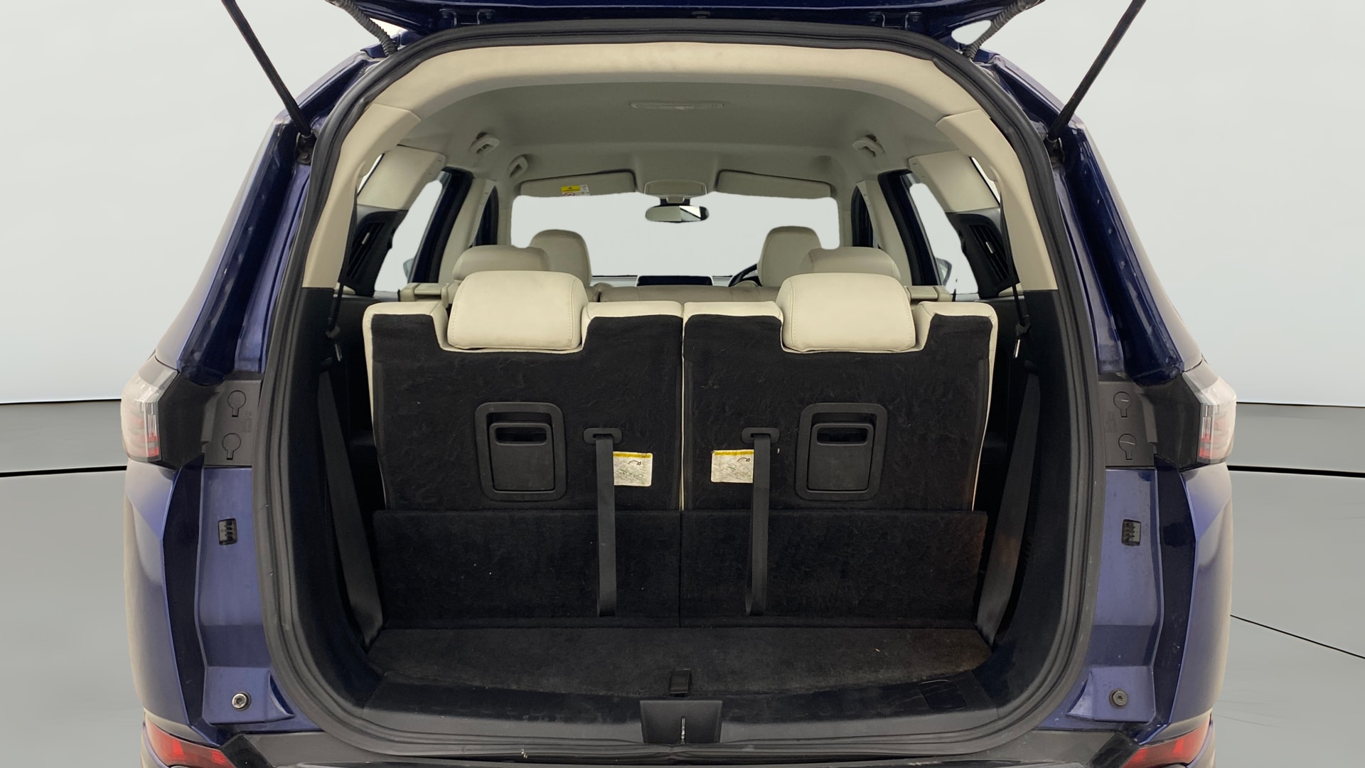 View 2021 Tata Safari XZA Image 40 Used 2021 Tata Safari XZA Image 40