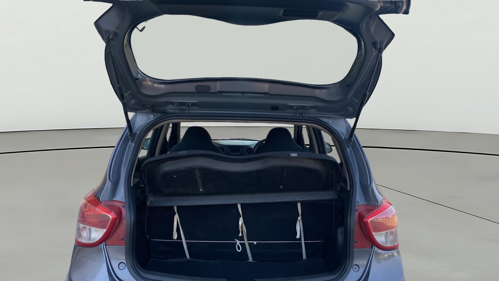 View 2016 Hyundai Grand i10 Sportz 1.2 Kappa Image 36 Used 2016 Hyundai Grand i10 Sportz 1.2 Kappa Image 36