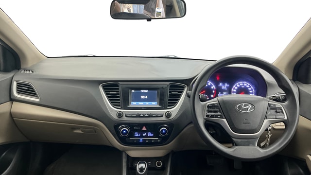 View Hyundai Verna Image 15 Used Hyundai Verna Image 15