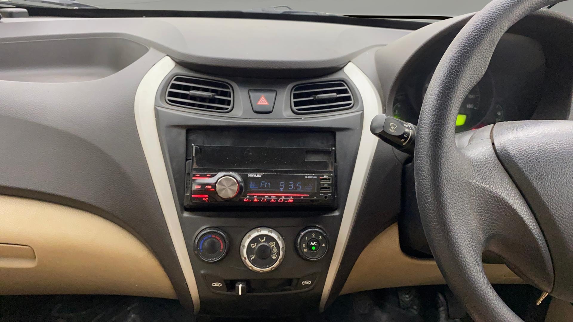 View 2016 Hyundai EON Era Plus Image 30 Used 2016 Hyundai EON Era Plus Image 30