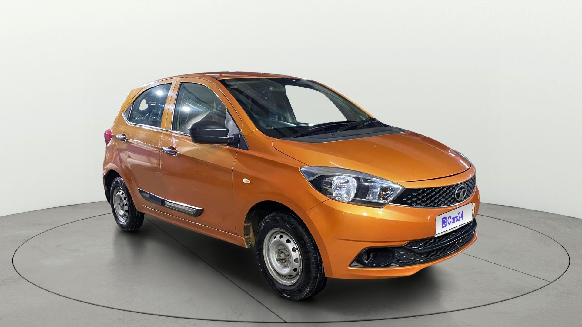 View 2018 Tata Tiago Revotorq XB Image 21 Used 2018 Tata Tiago Revotorq XB Image 21