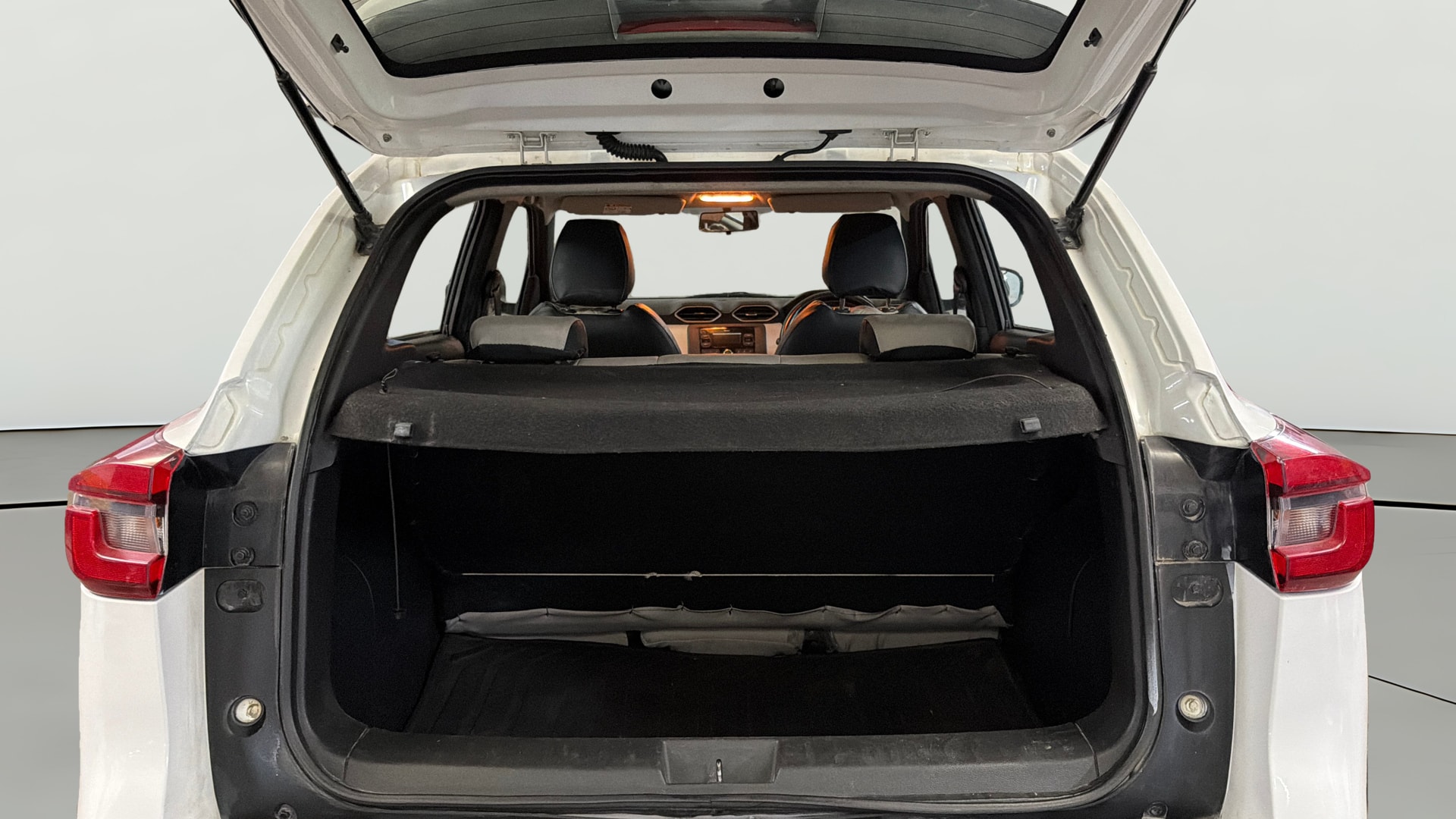 View 2021 Nissan Magnite XL Image 36 Used 2021 Nissan Magnite XL Image 36
