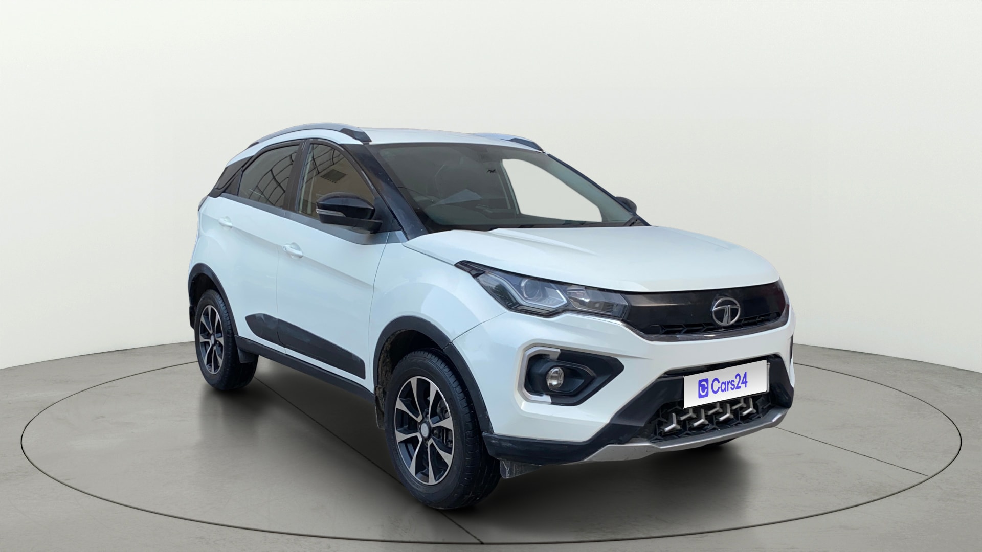 View 2020 Tata Nexon Revotron XE Image 15 Used 2020 Tata Nexon Revotron XE Image 15