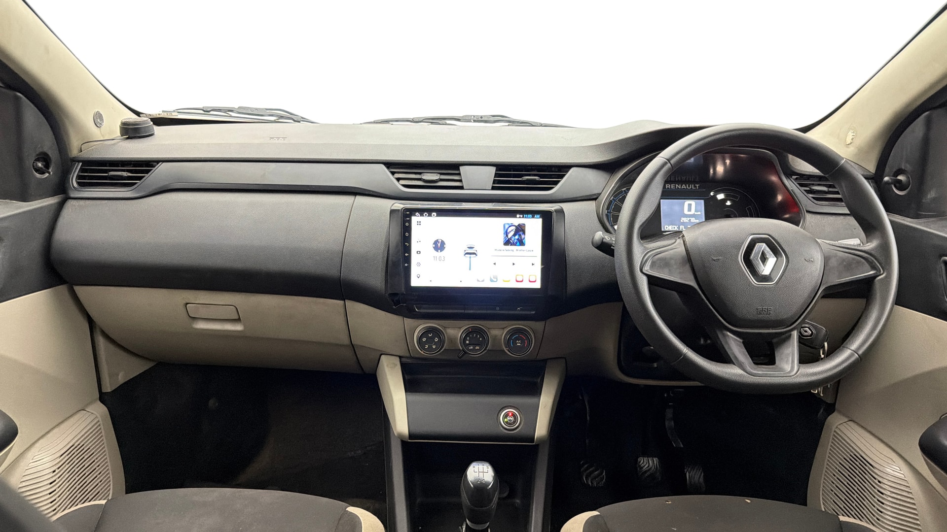 View 2025 Renault Triber RXE Image 16 Used 2025 Renault Triber RXE Image 16