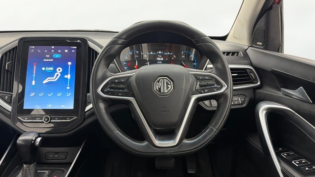 View MG Hector Image 13 Used MG Hector Image 13