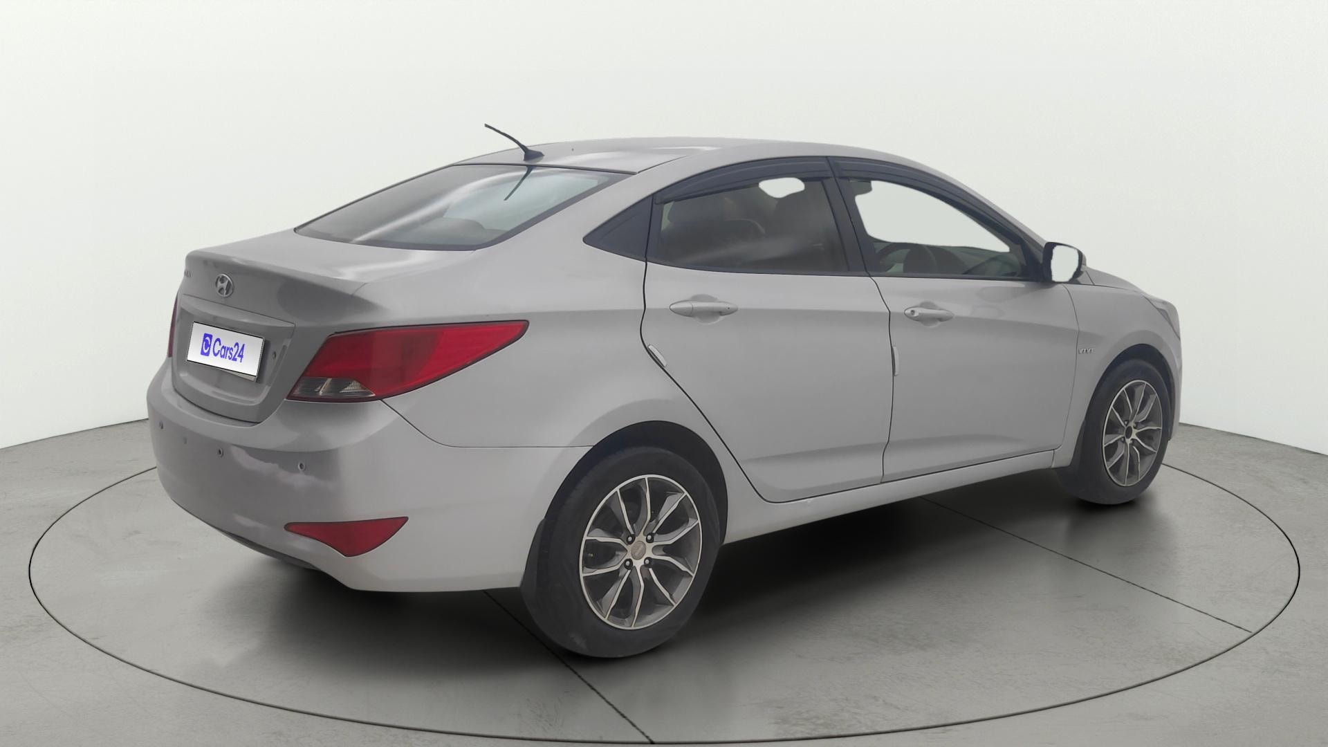 Used 2015 Hyundai Fluidic Verna Used 2015 Hyundai Fluidic Verna