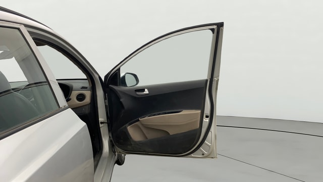 View Hyundai Grand i10 Image 44 Used Hyundai Grand i10 Image 44