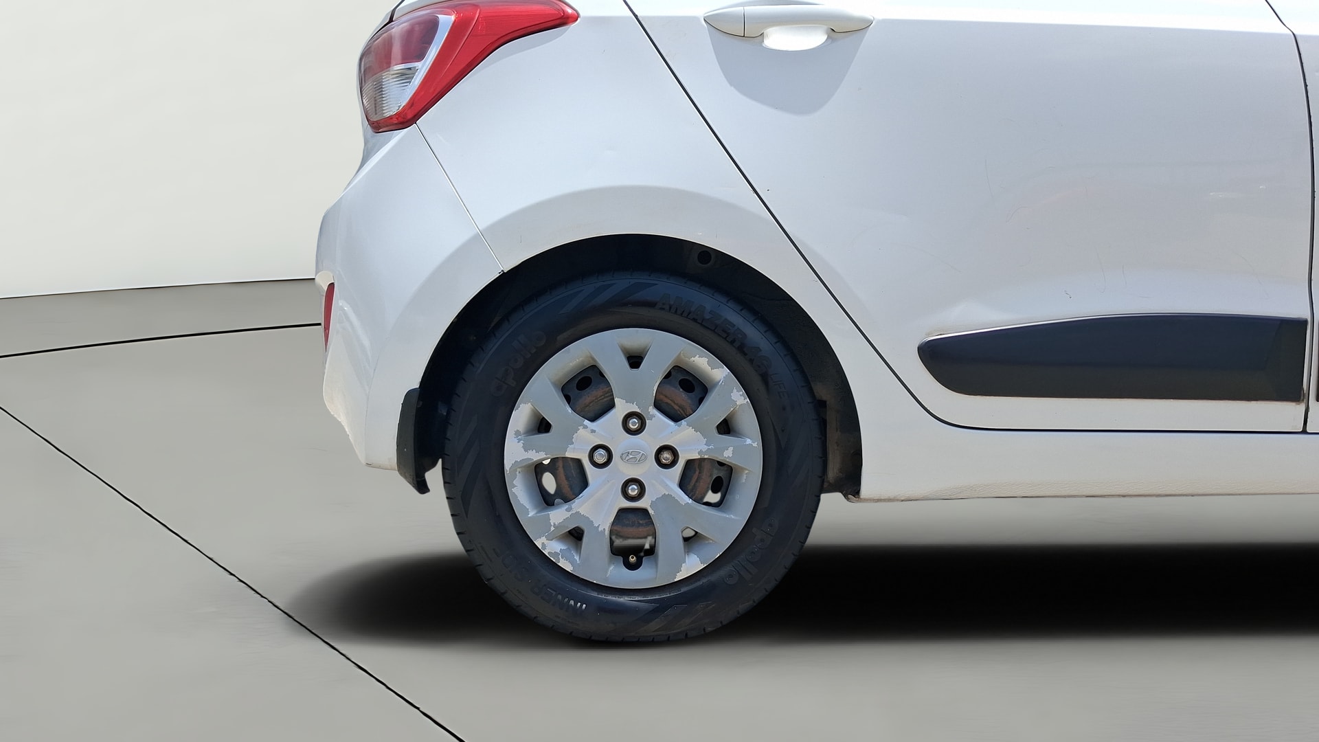 View 2016 Hyundai Grand i10 Magna 1.2 Kappa VTVT Image 23 Used 2016 Hyundai Grand i10 Magna 1.2 Kappa VTVT Image 23