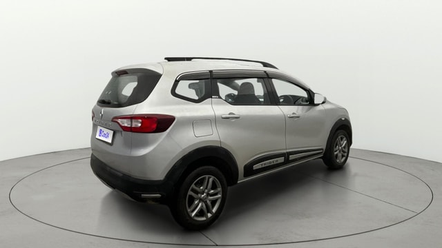 View Renault Triber Image 46 Used Renault Triber Image 46