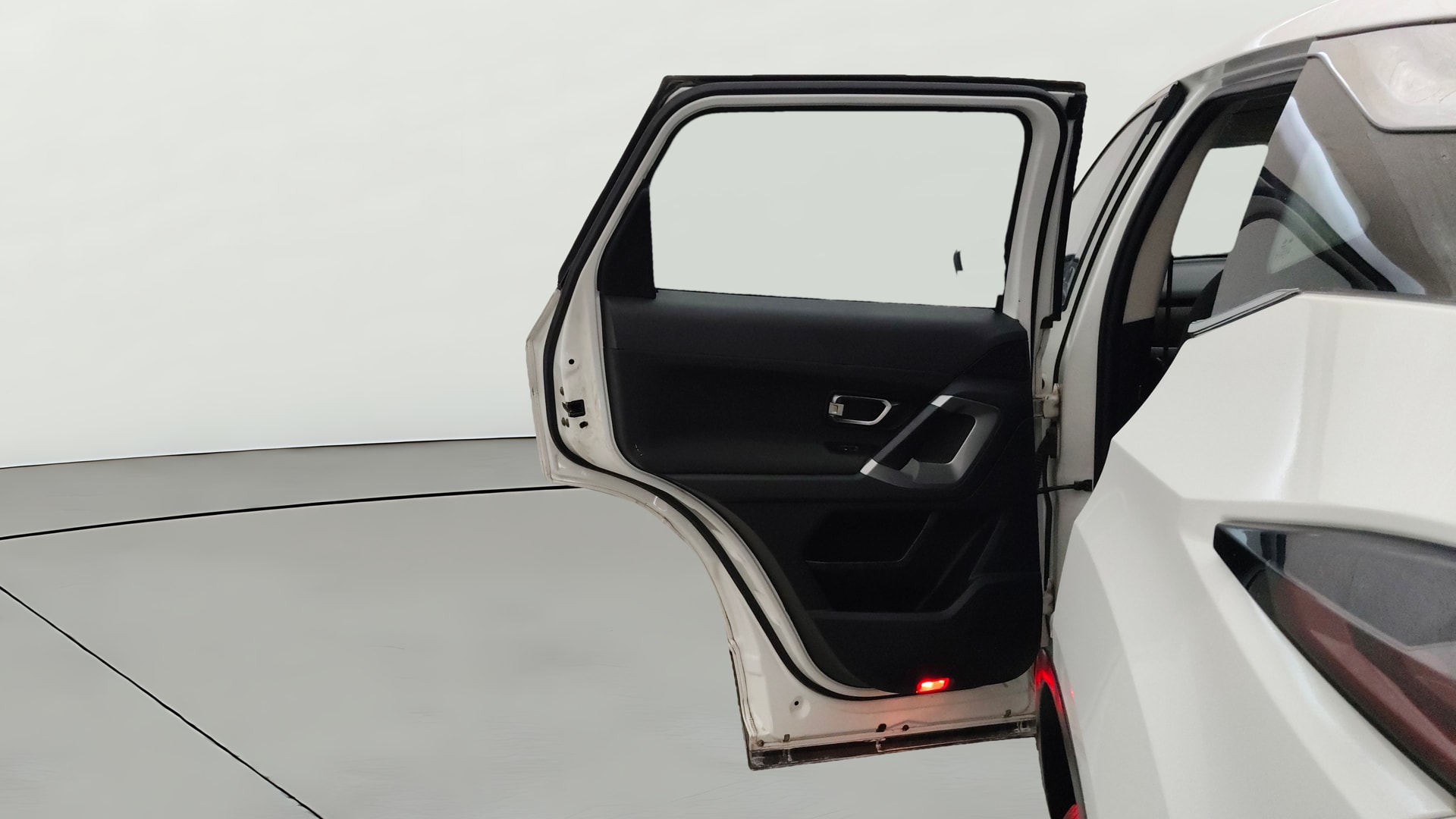 View 2020 Tata Harrier XE Image 23 Used 2020 Tata Harrier XE Image 23