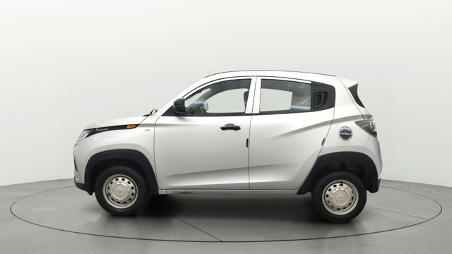 View Mahindra KUV100 Image 5 Used Mahindra KUV100 Image 5