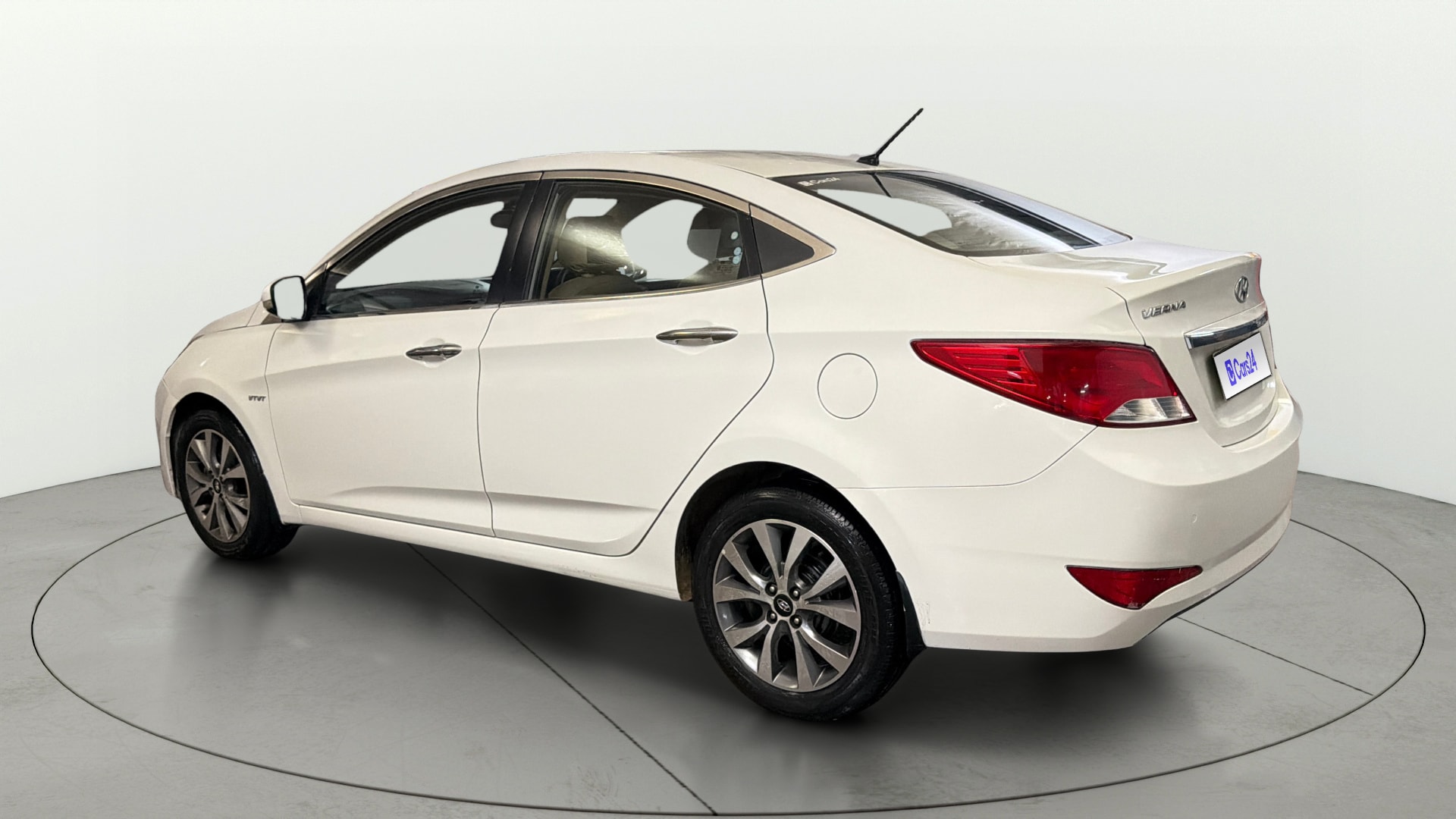 Used 2015 Hyundai Fluidic Verna Used 2015 Hyundai Fluidic Verna