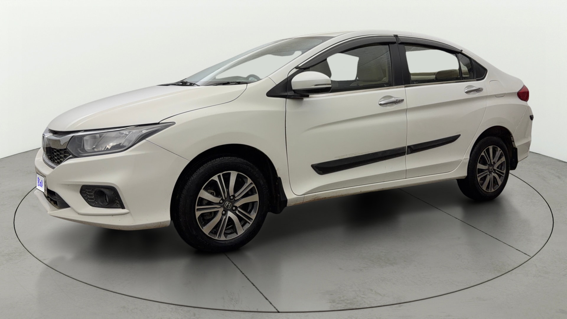 View 2021 Honda City ZX MT Diesel Anniversary Edition Image 22 Used 2021 Honda City ZX MT Diesel Anniversary Edition Image 22