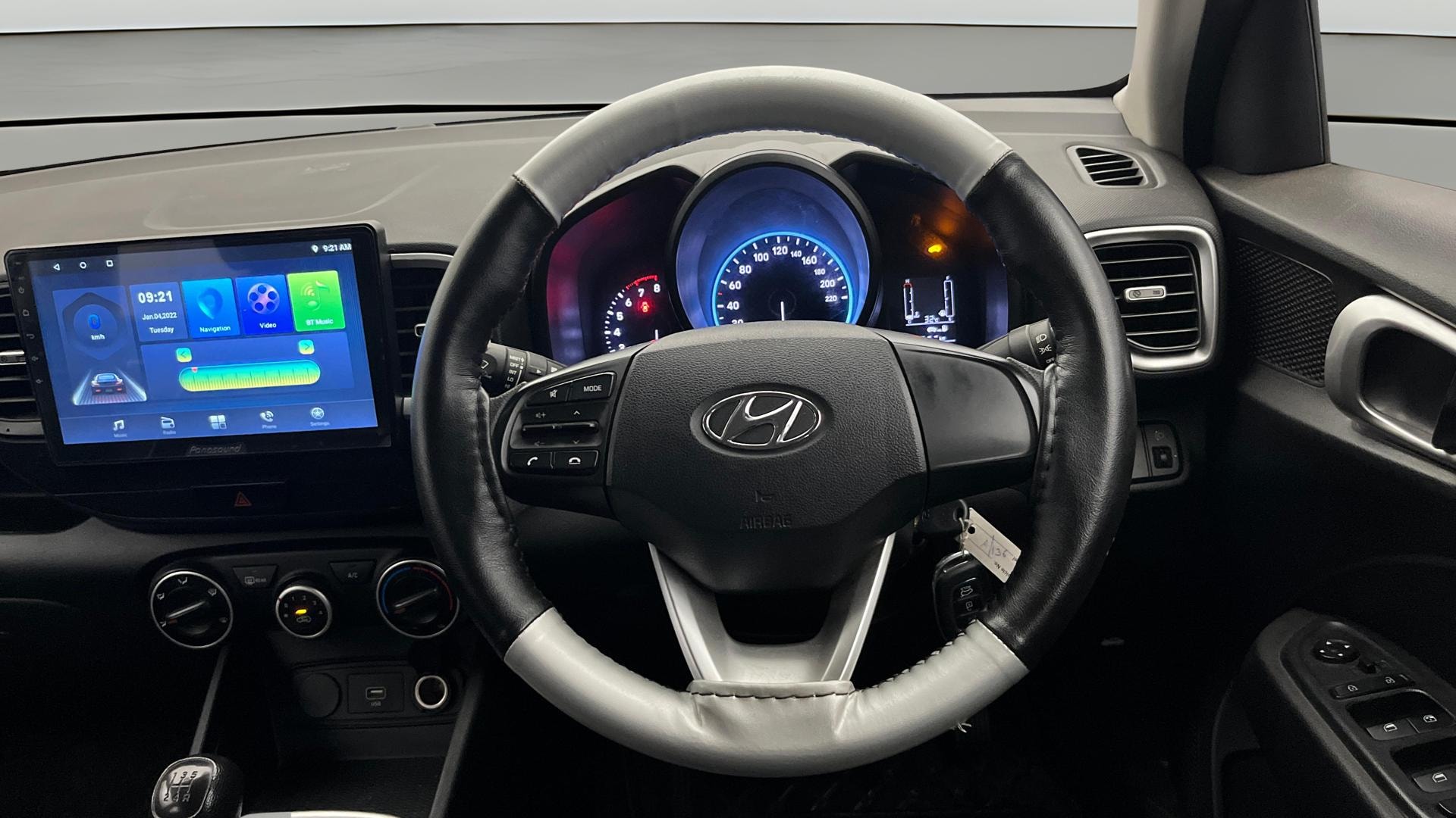 View 2021 Hyundai Venue S 1.2 Petrol Image 12 Used 2021 Hyundai Venue S 1.2 Petrol Image 12
