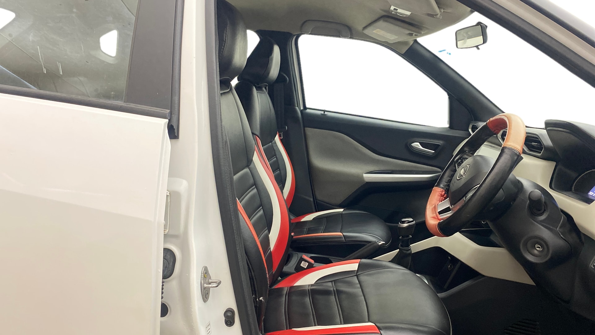 Used 2024 Nissan Magnite Used 2024 Nissan Magnite