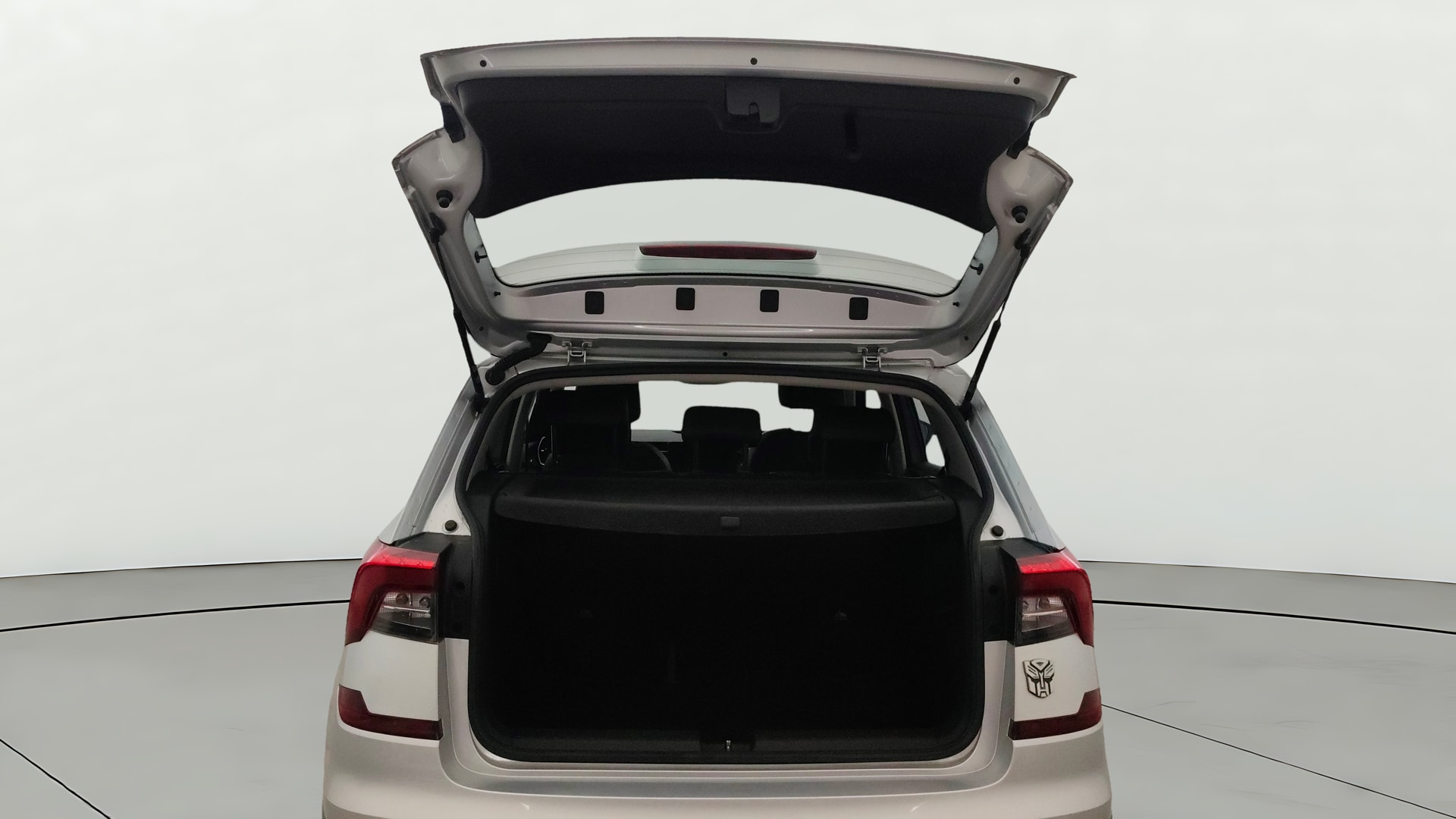 View 2021 Skoda Kushaq Style 1.0 TSI MT Image 17 Used 2021 Skoda Kushaq Style 1.0 TSI MT Image 17