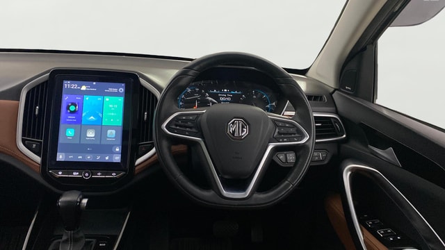 View MG Hector Plus Image 21 Used MG Hector Plus Image 21