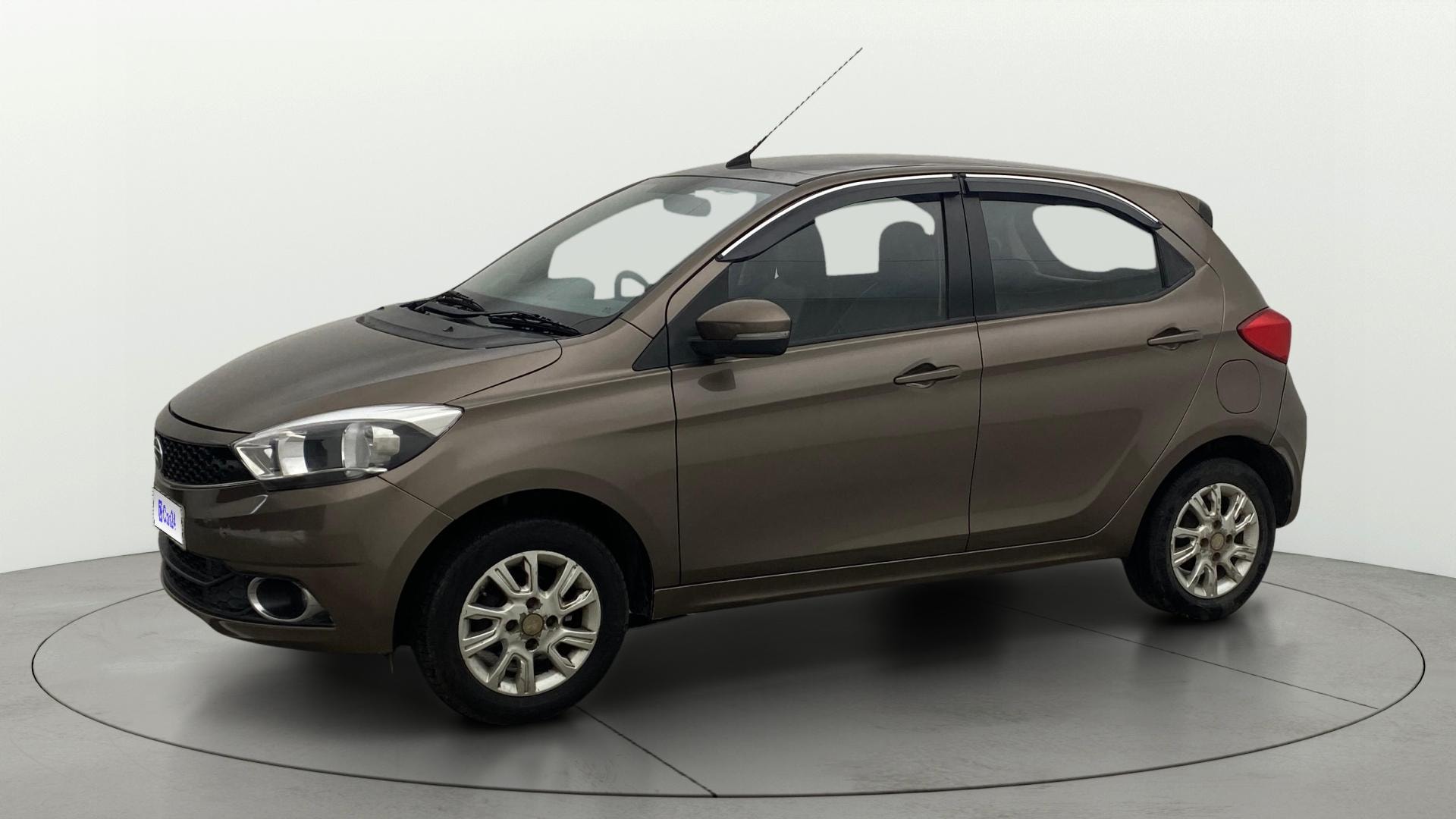 View 2017 Tata Tiago Revotorq XB Image 34 Used 2017 Tata Tiago Revotorq XB Image 34