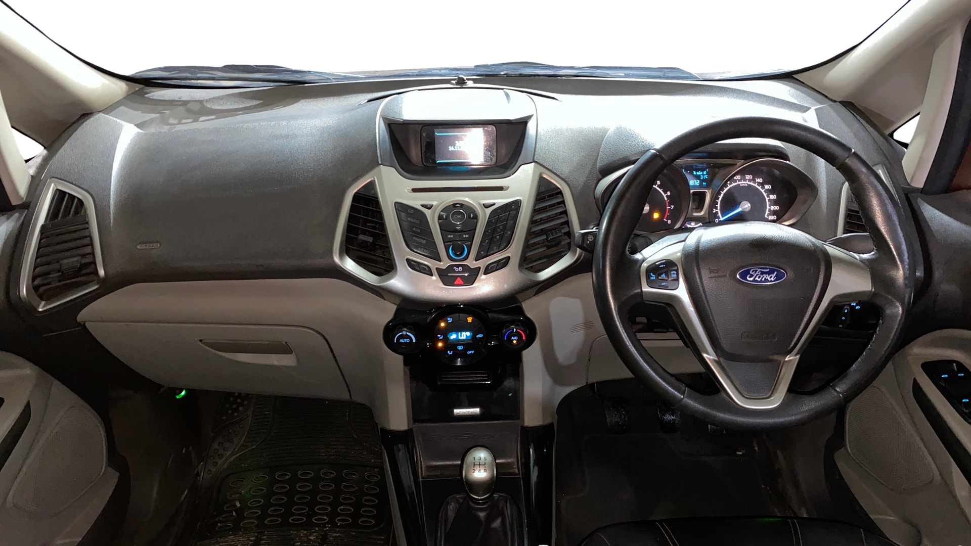 View 2017 Ford EcoSport 1.5 TDCi Diesel Ambiente BS IV Image 15 Used 2017 Ford EcoSport 1.5 TDCi Diesel Ambiente BS IV Image 15