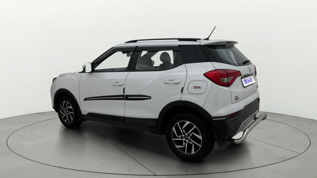 View Mahindra XUV300 Image 2 Used Mahindra XUV300 Image 2