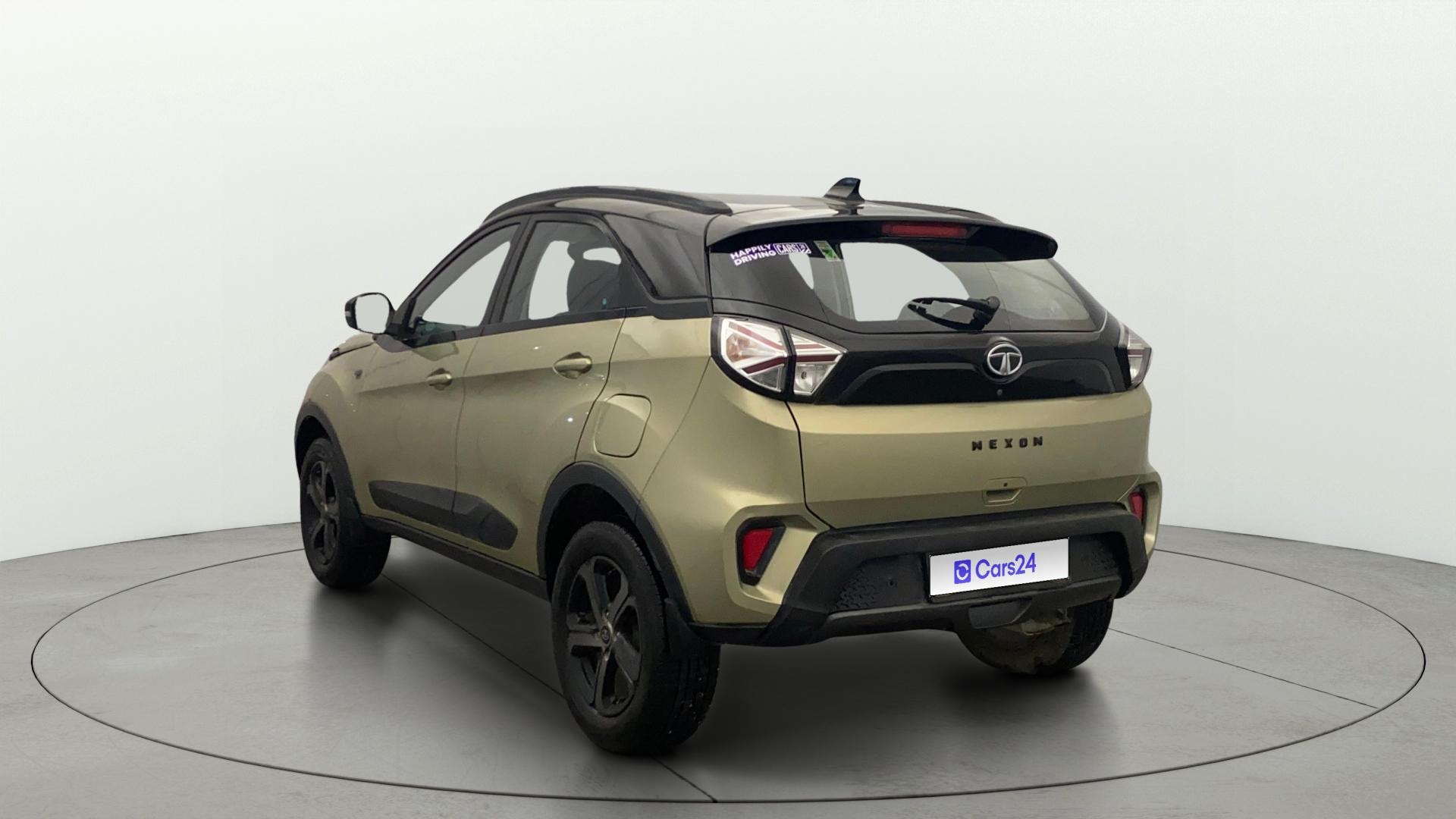 View 2022 Tata Nexon Revotron XE Image 2 Used 2022 Tata Nexon Revotron XE Image 2