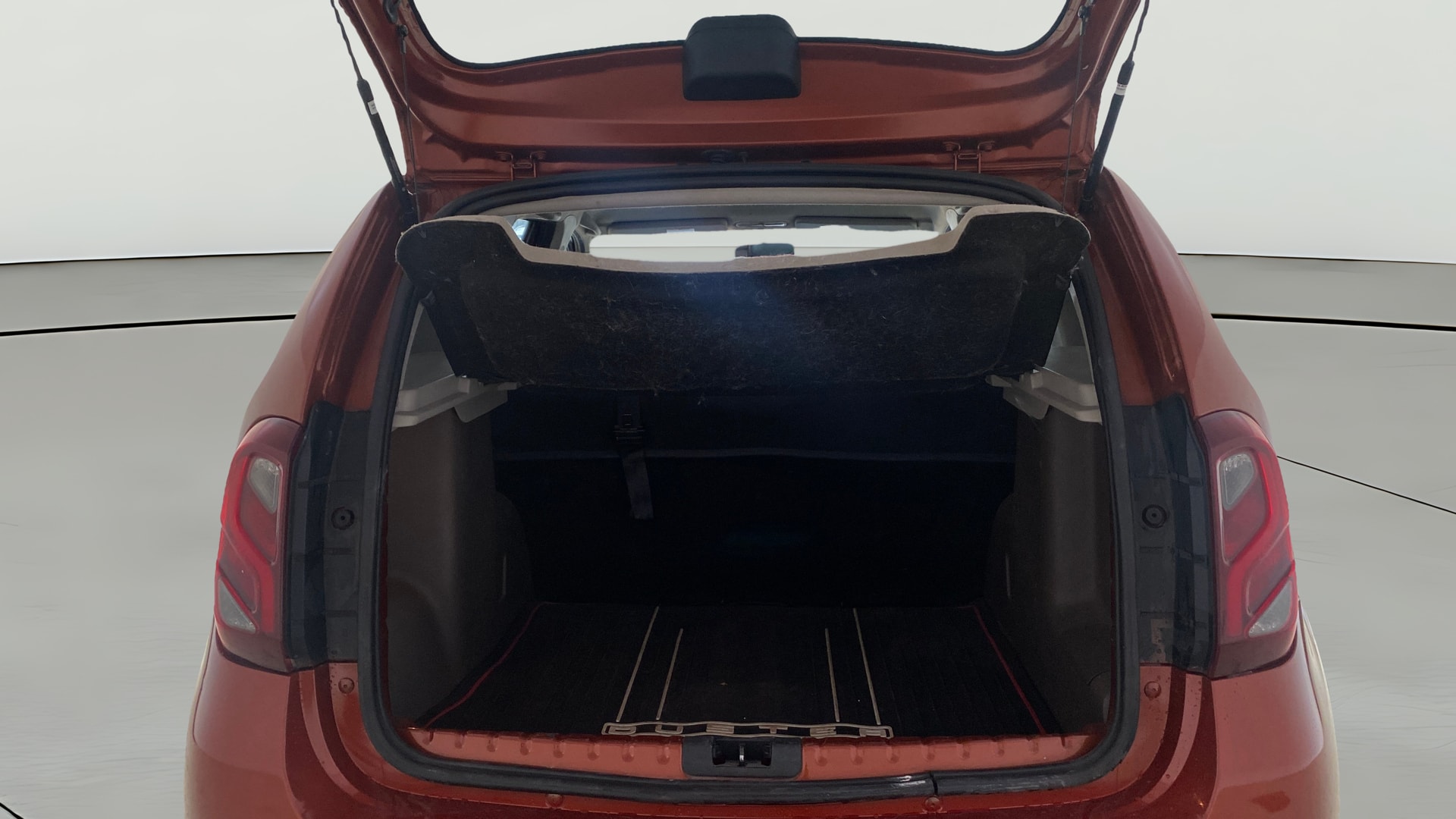 View 2019 Renault Duster Diesel 110PS RXZ AMT Image 36 Used 2019 Renault Duster Diesel 110PS RXZ AMT Image 36