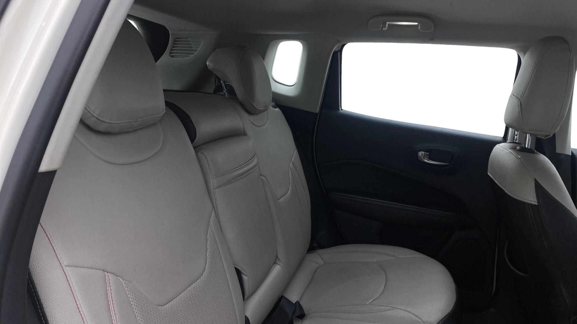 View 2020 Jeep Compass Sport Plus Petrol BS IV Image 29 Used 2020 Jeep Compass Sport Plus Petrol BS IV Image 29