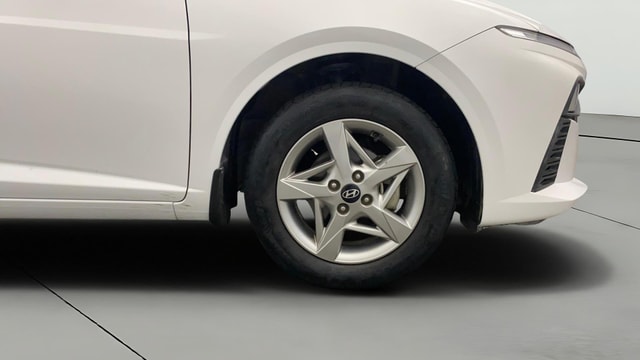 View Hyundai Verna Image 41 Used Hyundai Verna Image 41