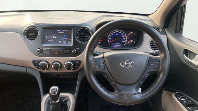 View Hyundai Grand i10 Image 20 Used Hyundai Grand i10 Image 20