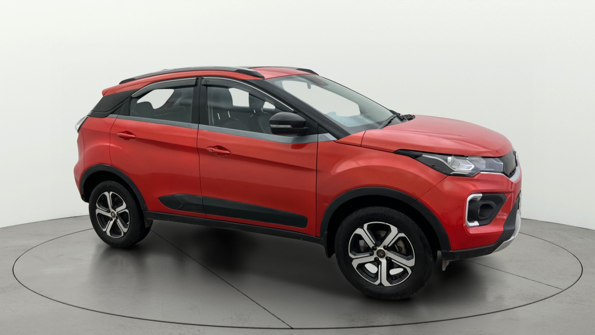View 2022 Tata Nexon Revotron XE Image 14 Used 2022 Tata Nexon Revotron XE Image 14