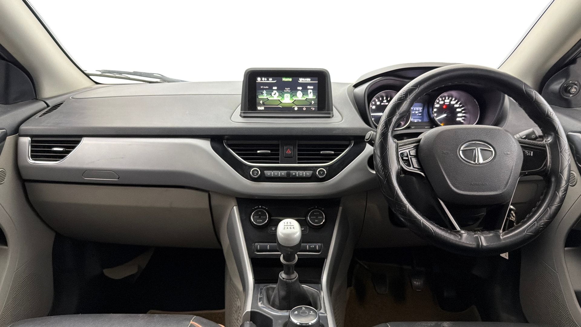 View 2019 Tata Nexon Revotron XZ Image 15 Used 2019 Tata Nexon Revotron XZ Image 15