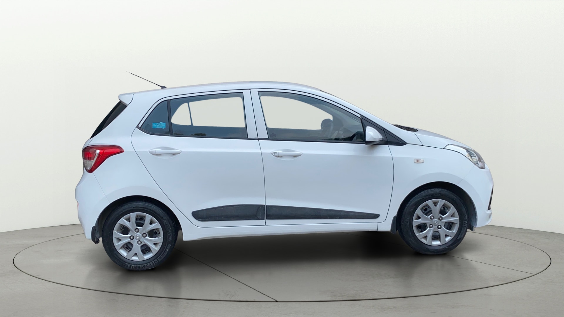 View 2016 Hyundai Grand i10 Magna 1.2 Kappa VTVT Image 8 Used 2016 Hyundai Grand i10 Magna 1.2 Kappa VTVT Image 8